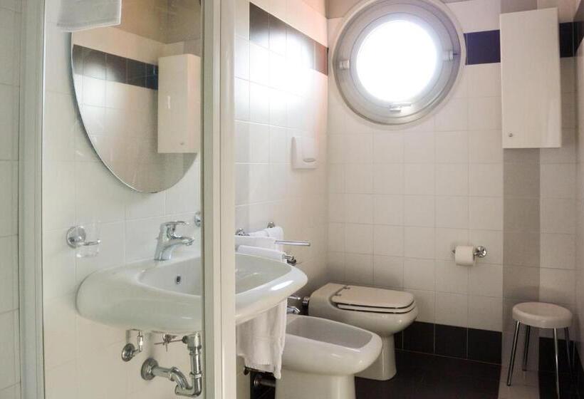 آپارتمان لوکس 1 خوابه, Vista Hotel & Residence