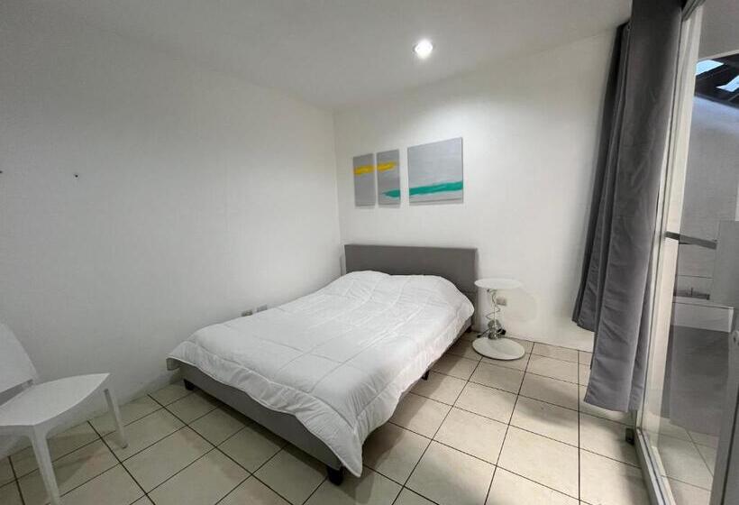 غرفة قياسية حمام مشترك, Sjo Oasis Hostel