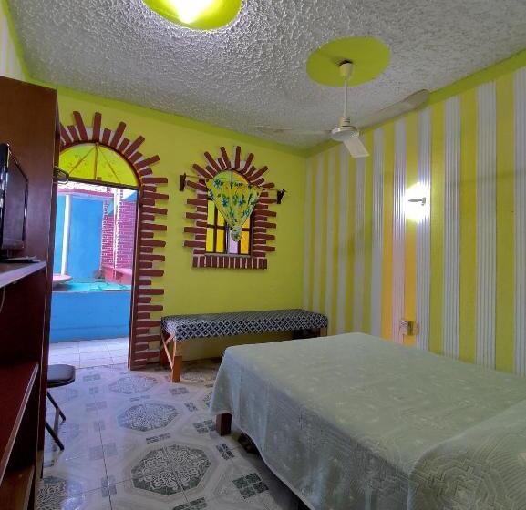 エコノミールーム, Villa Luz