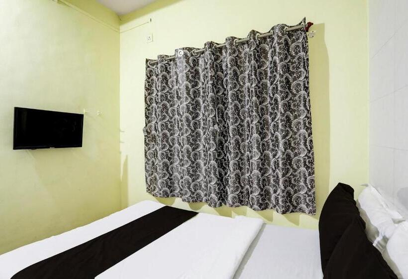 Трехместный Номер Классика, Sai Palace Lodging