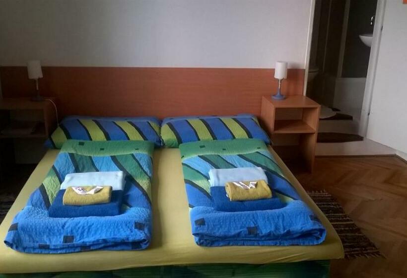 Номер Стандарт с Балконом, Penzion Villa Gerlach