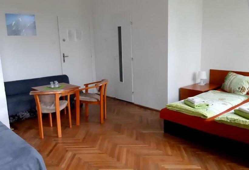 Номер Стандарт Трехместный, Penzion Villa Gerlach