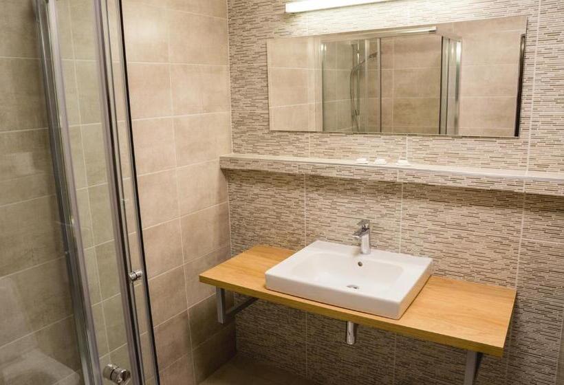 اتاق پریمیوم یک تخته, Bothe