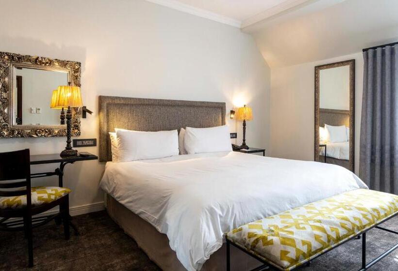 Люкс Кровать Кинг, Anew Hotel Hilton Pietermaritzburg