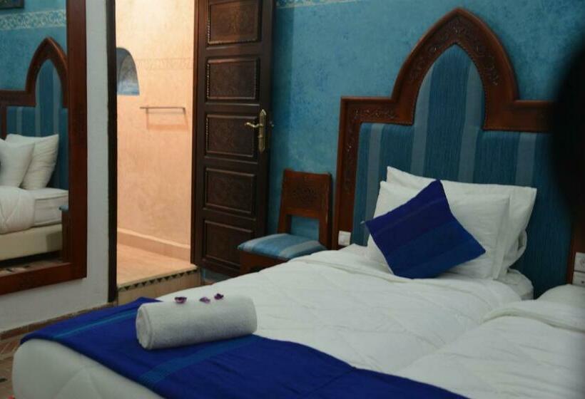 Номер Стандарт, Riad Nakhla