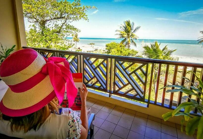 Люкс Вид на Море, Palm Beach Resort & Spa