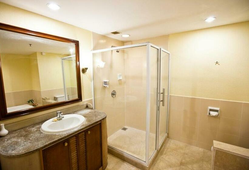 Люкс Вид на Море, Palm Beach Resort & Spa