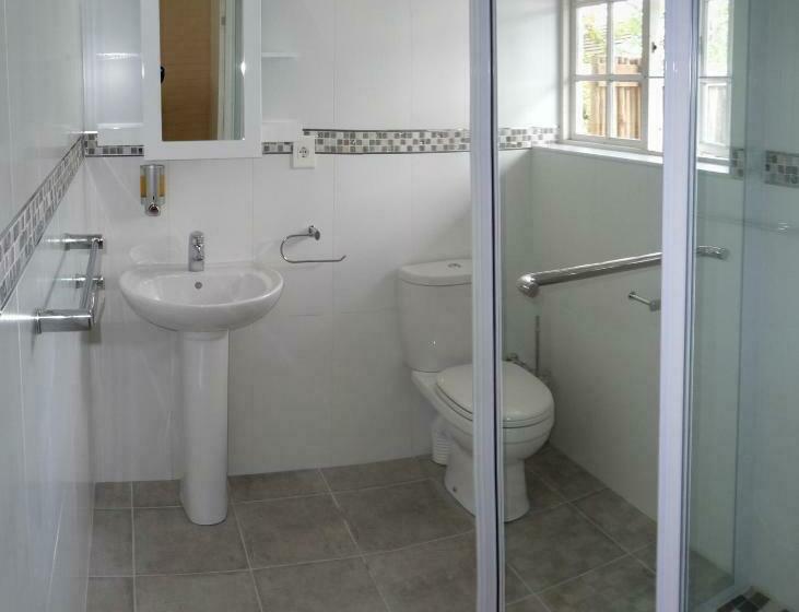 Номер Стандарт Вид на Бассейн, Somer Place B&b