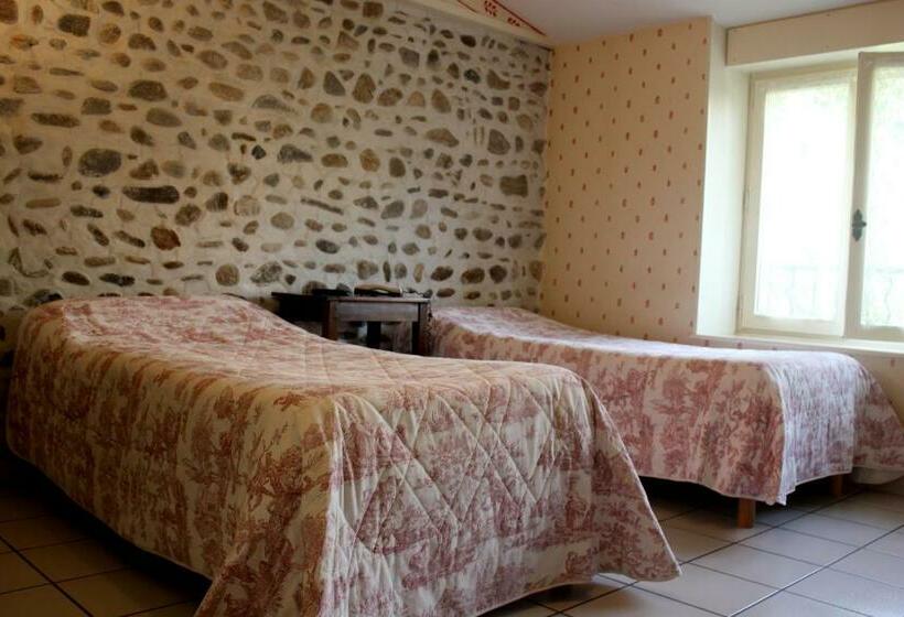 Номер Стандарт, Hôtel Poste Et Champanne