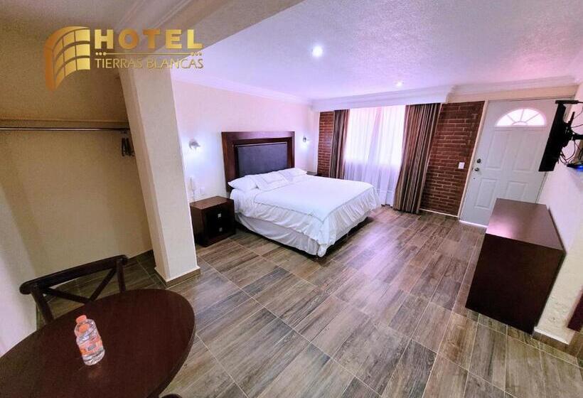 Quarto Estandar Cama King, Tierras Blancas