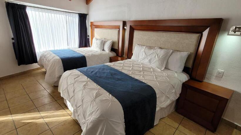 Quarto Triplo Estandar, Tierras Blancas