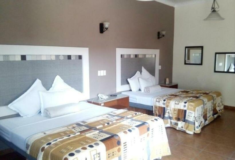 Quarto Estandar 2 Camas Casal, Aquiles