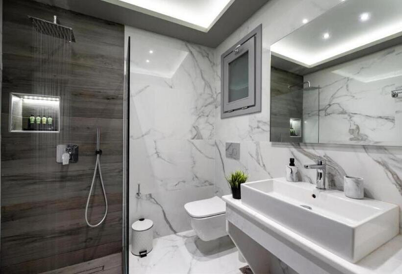جناح عائلي, Ambiente Luxury Suites