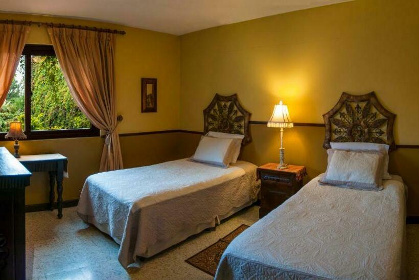스탠다드 룸, Hostal Villa Toscana