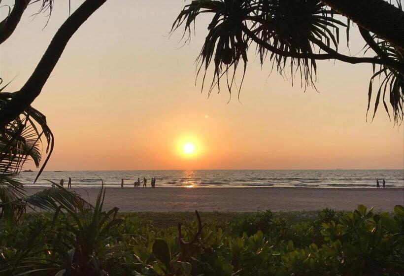 Трежместный Номер Economy, Ananda Villa Bentota