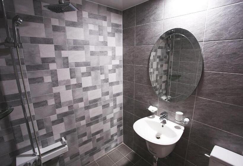 Номер Стандарт, Goodstay Grand Motel Chuncheon
