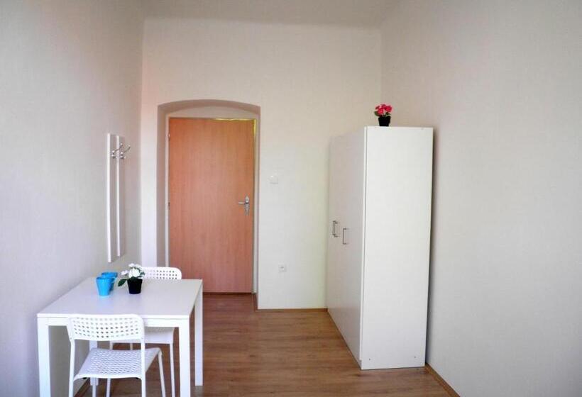 חדר סטנדרט חדר אמבטיה משותף, Centrum Ubytování Břeclav