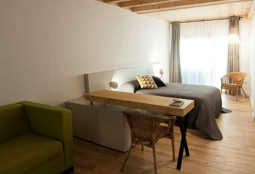 패밀리 룸, Casa Del Castell