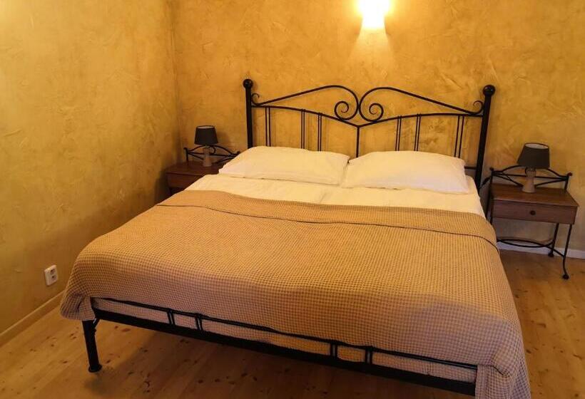 수피리어 룸, Boutique Hotel Templ