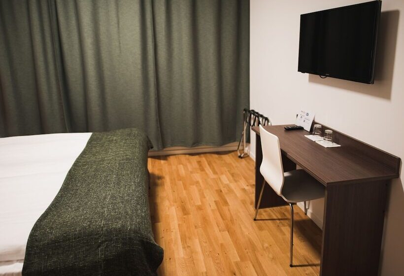 Номер Стандарт, Stay Xtra Hotel Kista