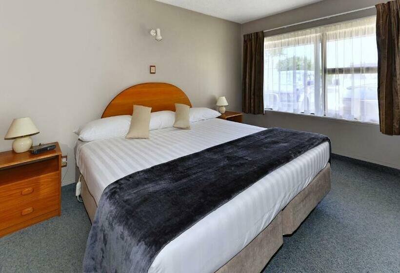 غرفة قياسية سرير كينج, Classique Lodge Motel