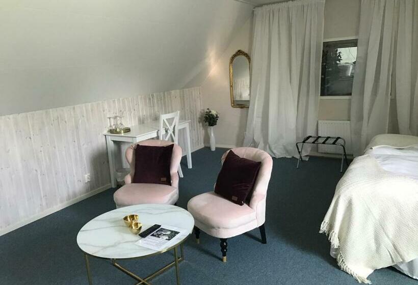 Трехместный Номер Deluxe, L Turistgården I Simrishamn