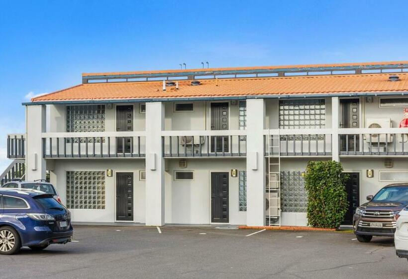 Superior suite with view, The Tauranga On The Waterfront