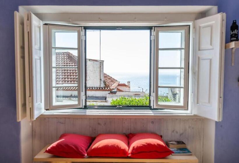 Кровать в Общей Комнате, Chill In Ericeira Surf House