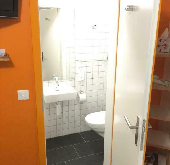 Номер Стандарт, Bed Bike And Breakfast Olten