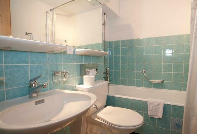 Quarto Estandar, Ambiente