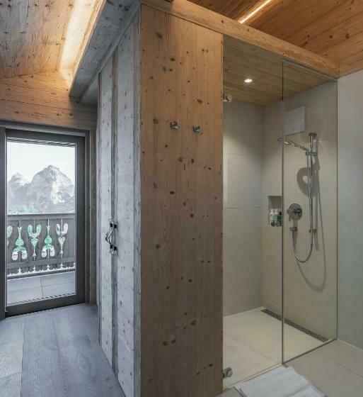 سوئیت با بالکن, Caschu Alp Boutique Design Hotel Stoos   Adults Only