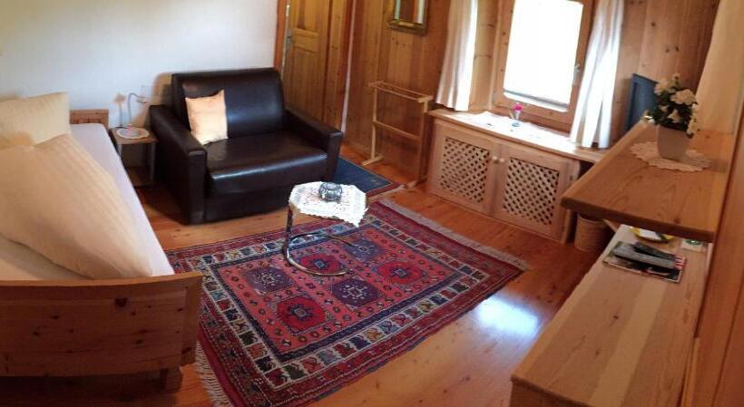 اتاق استاندارد یک نفره, Chasa Sofia