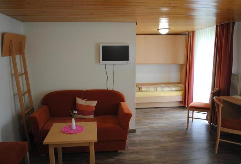 Семейный Номер, Des Alpes