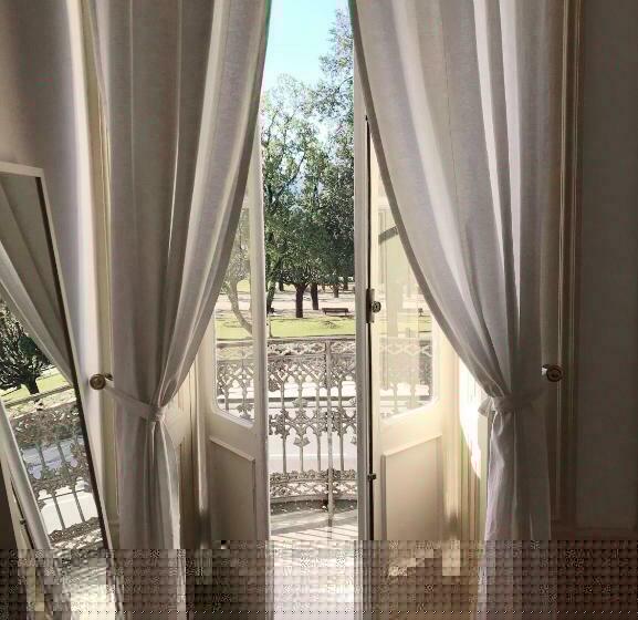 غرفة عائلية, Jardim