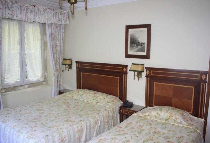 Трехместный Номер Стандарт Вид на Сад, Sintra Jardim