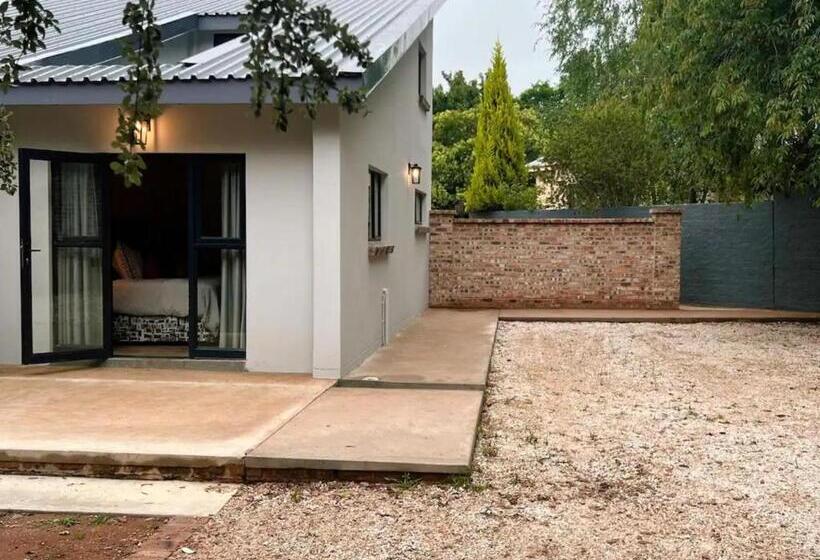 اتاق استاندارد با تخت بزرگ, Rest Guest House