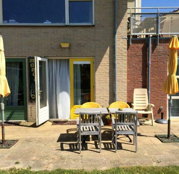 غرفة قياسية مزوَّدة بتراس, Carels Kamers Texel