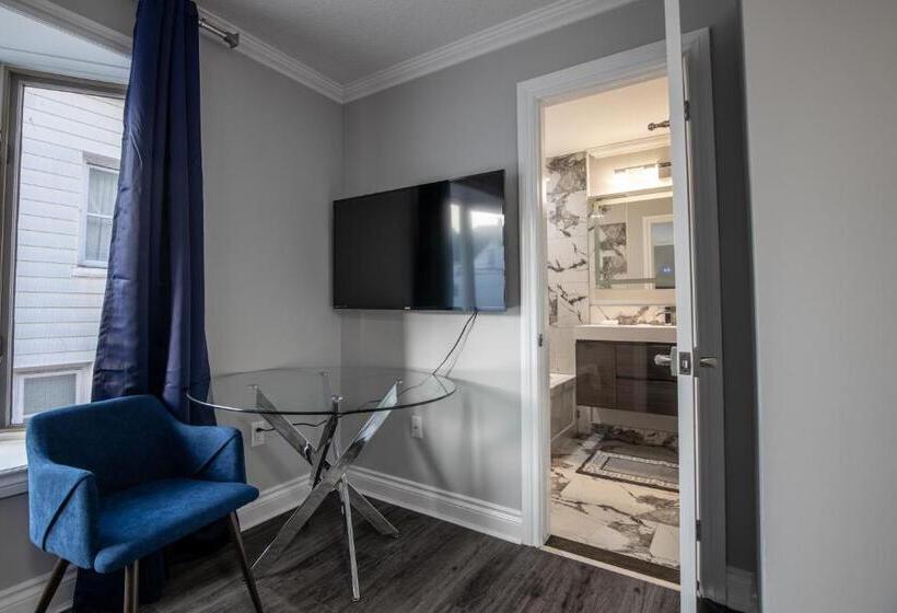 اتاق لوکس, Niagara Luxury Suites