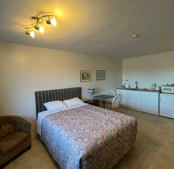 스탠다드 룸, Homeport Motel