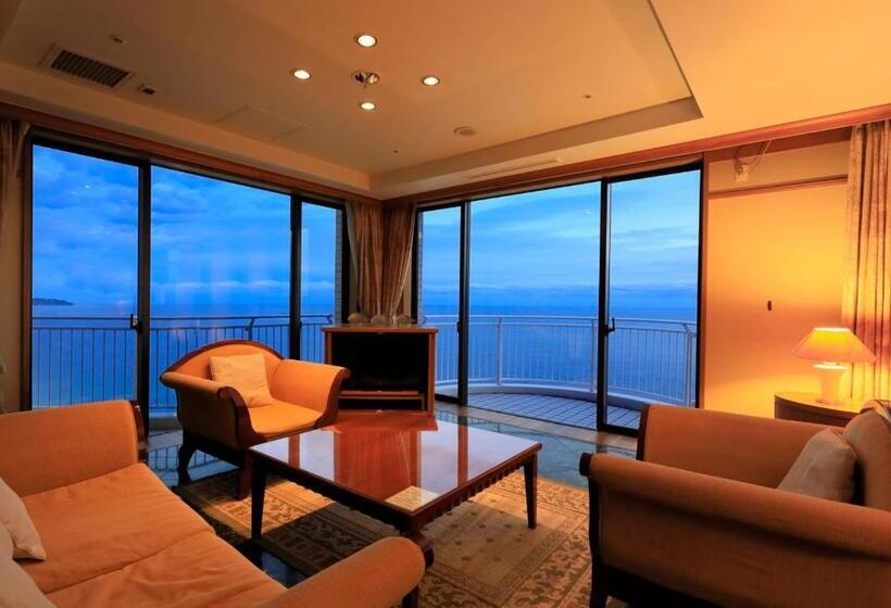 Люкс Вид на Море, Kamogawa Grand Tower