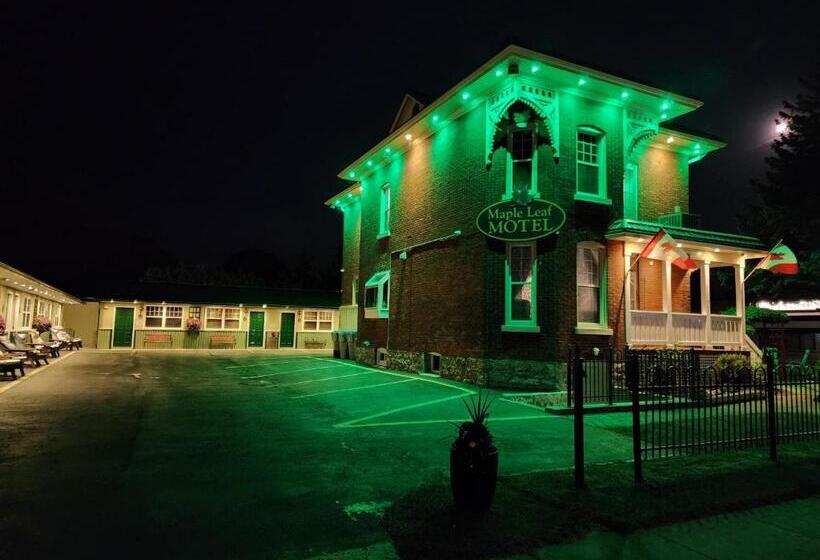 Номер Стандарт 2 Двуспальные Кровати, Maple Leaf Motel