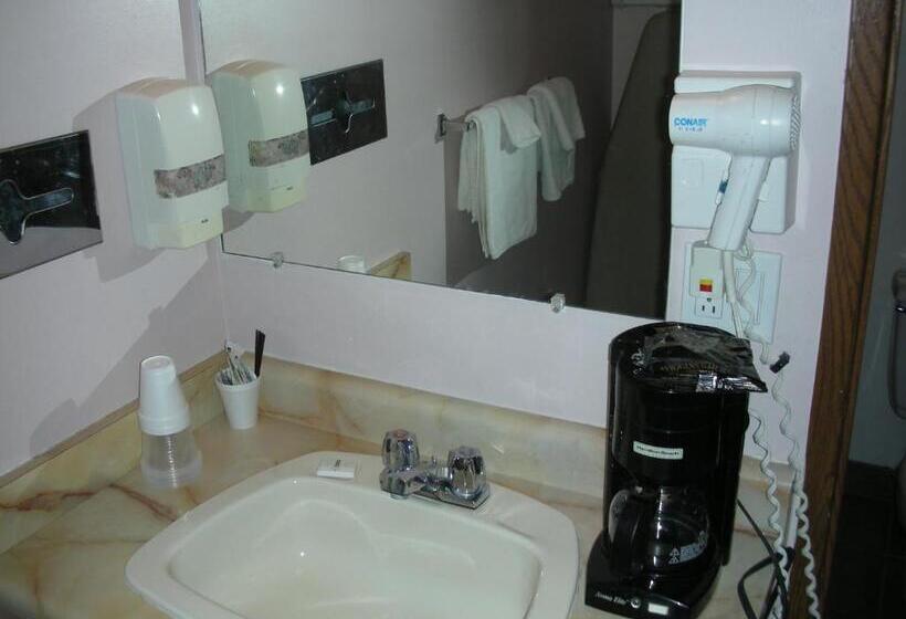 标准间, Cache Creek Inn