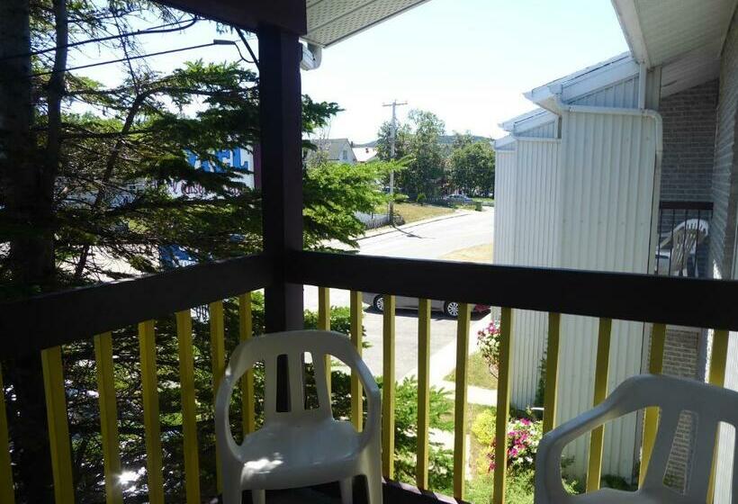 غرفة قياسية, Motel De L'anse A L'eau