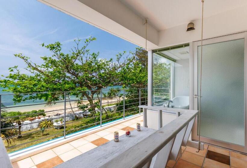 סוויטה עם מרפסת, 海まで徒歩1分 沖縄でも珍しい絶景ホテル 贅沢プライベートビーチ付き ビーチルーム