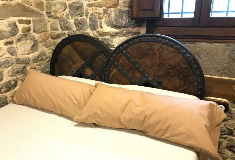 غرفة قياسية لذوى الاحتياجات الخاصة, Casona De El Castaniu