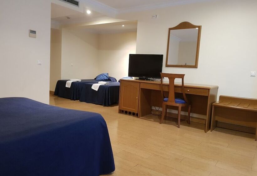 Quarto Familiar, Portofino