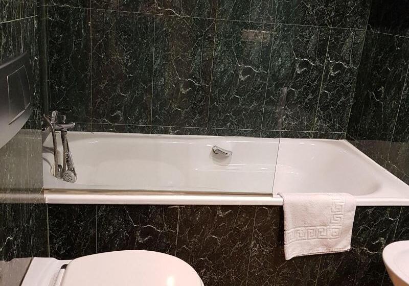 Quarto Estandar, Portofino