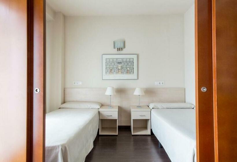컴포트 스튜디오, Residencia Universitaria Giner De Los Ríos