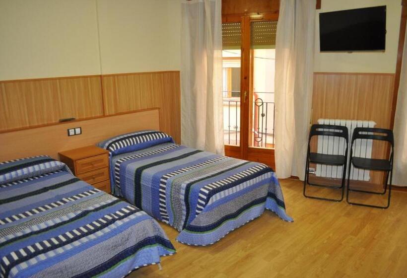 4인용 스탠다드 룸, Hostal Alcazaba