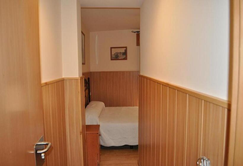 스탠다드 룸, Hostal Alcazaba